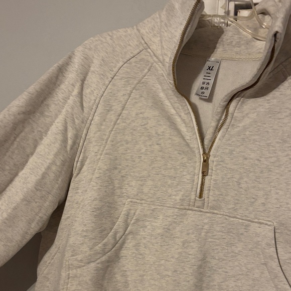 The Gym People Quarter-Zip Pullover - Picture 4 of 5